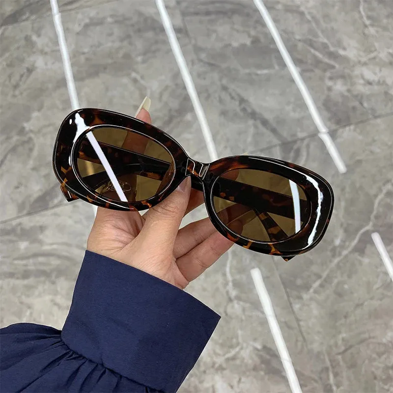 VAIGE Chic Oval Big Frame Sunglasses in Classic Black - UV400 Protection